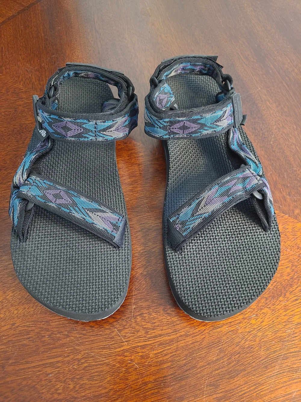 Teva Original Universal Sport Black Sandals with Blue & Purple Pattern NWOB M 9